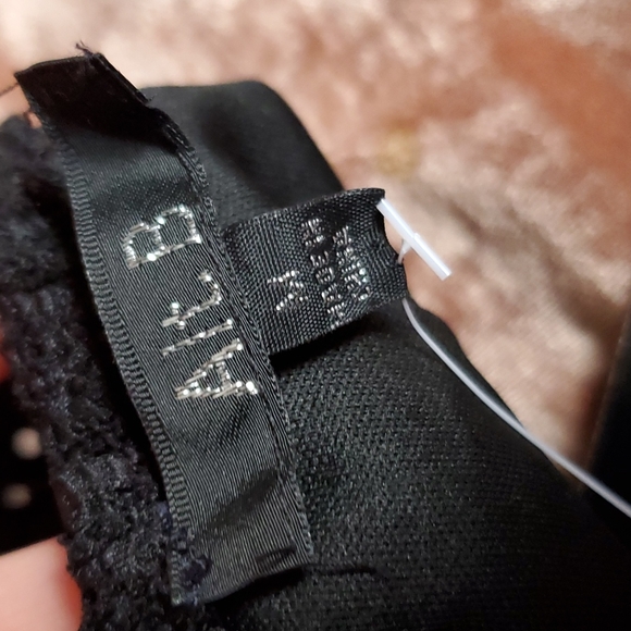 Black romper cover up NWT - Picture 9 of 10